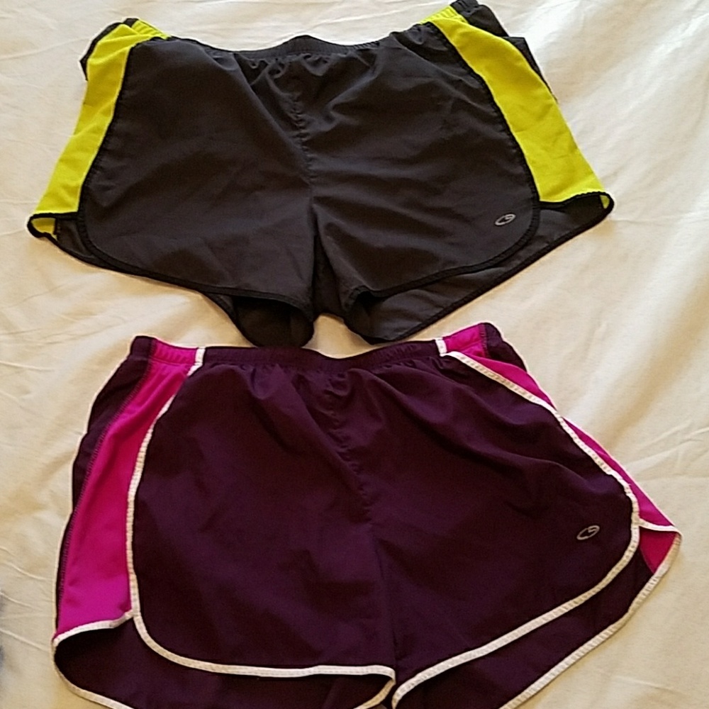 COPY - Athletic shorts with liner and key pocket